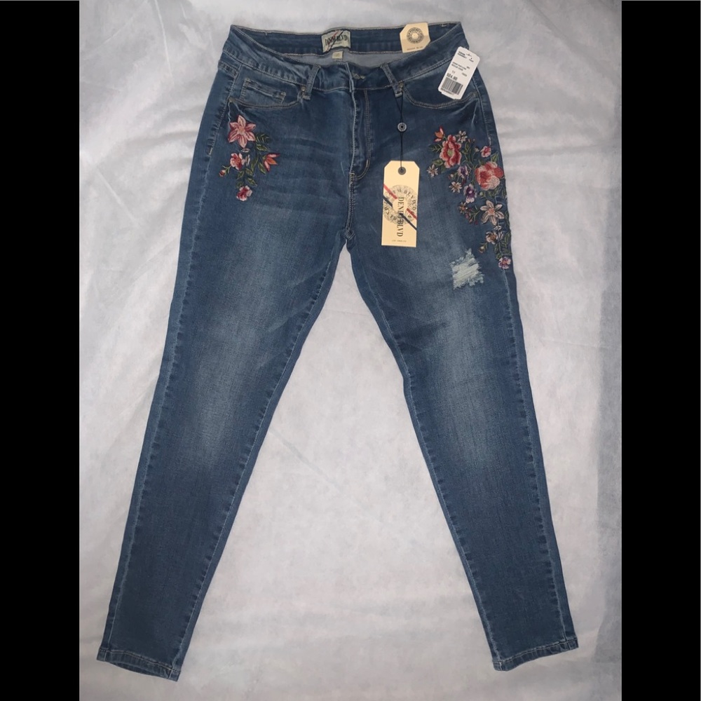 FOREVER 21 JEANS